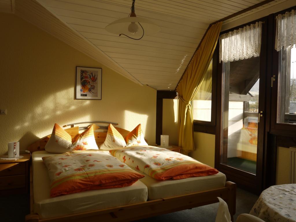 エルンスト Haus Reitz Bed & Breakfast エクステリア 写真